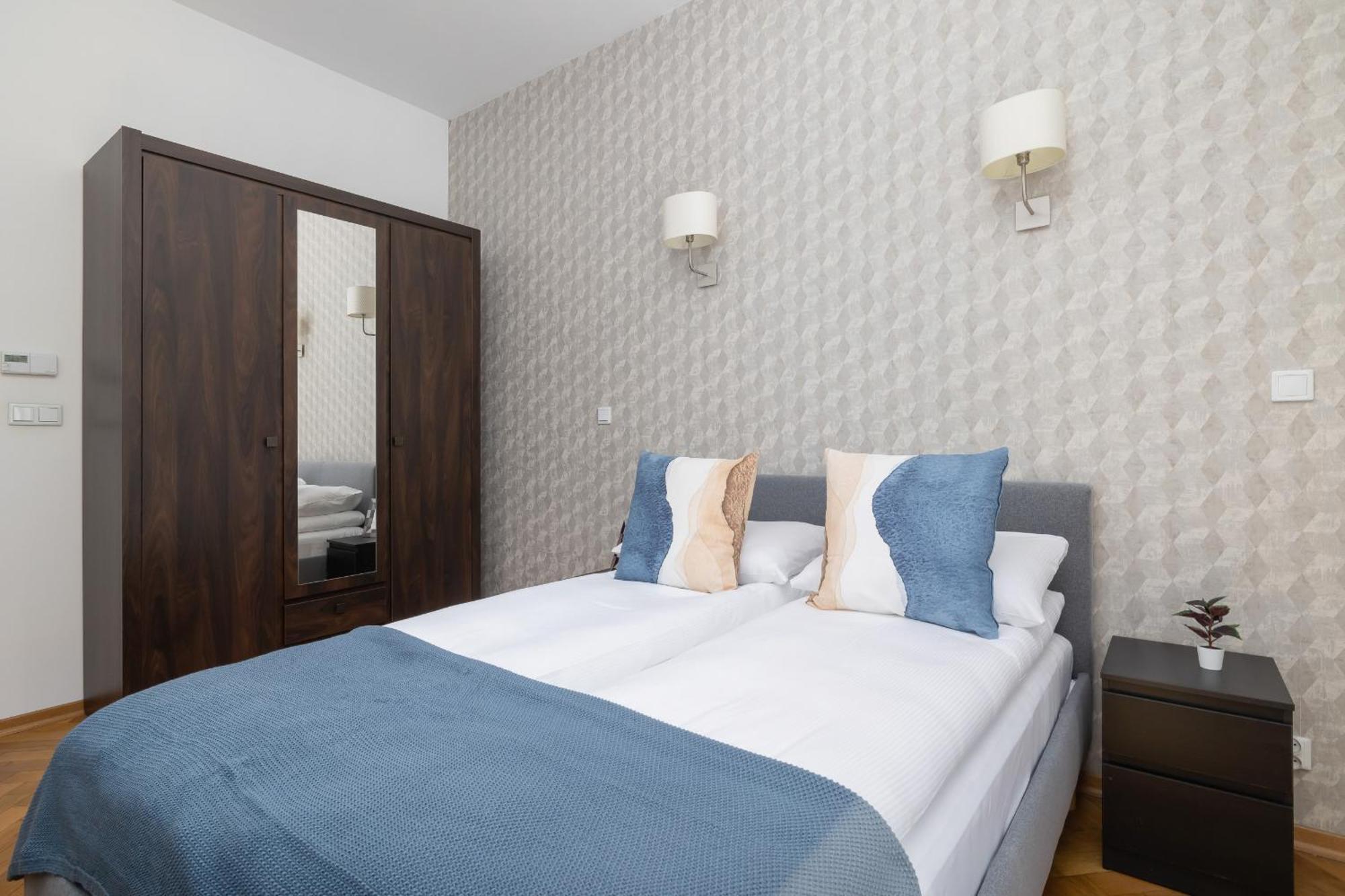Unique Rzeszowska In Kazimierz By Renters Apartmán *
